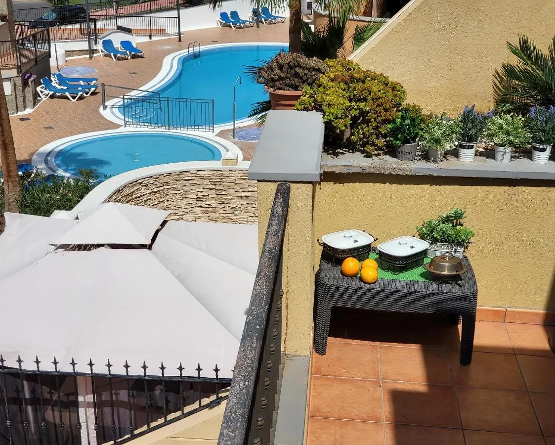 Терраса С Барбекю Wi -Fi Парковка Детский Бассейн Costa Adeje  Spanien